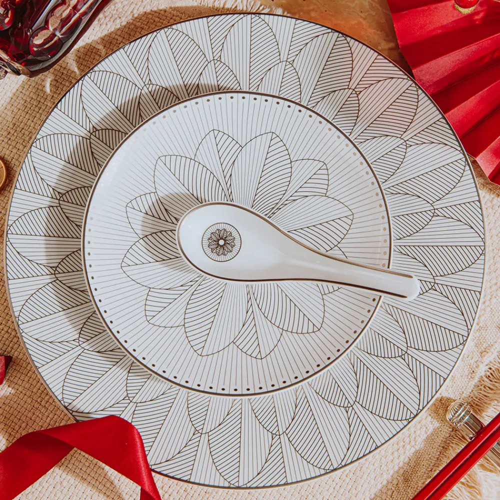 Assiettes*Christofle Assiette Américaine en porcelaine finition Platine