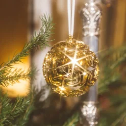 Décorations De Noël*Christofle Boule de Noël millésimée or en métal argenté - Edition 2022