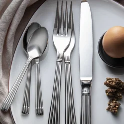 Services De Table Et Ménagères*Christofle Ensemble pour 12 personnes (75 pièces) en acier avec coffre